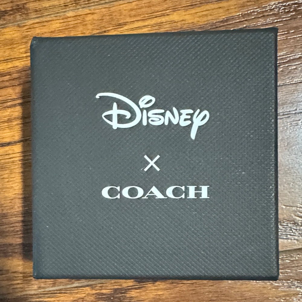 Coach Disney Necklace Mickey Mouse - Picture 9 of 10